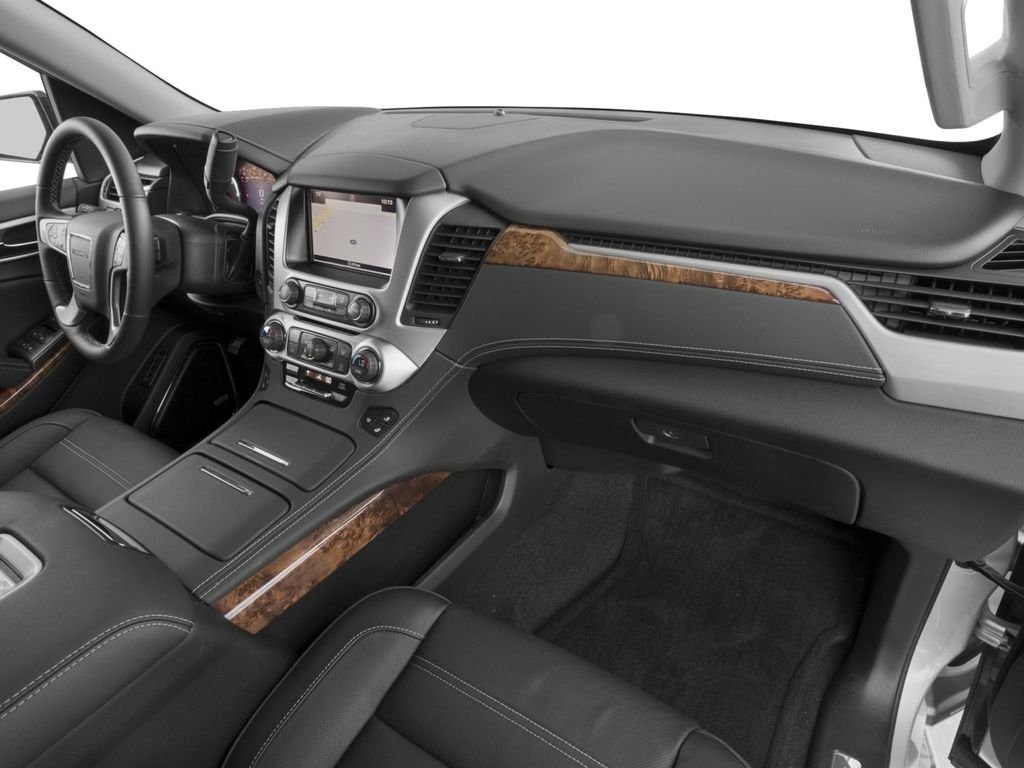 Used 2017 Silver GMC Denali image 9