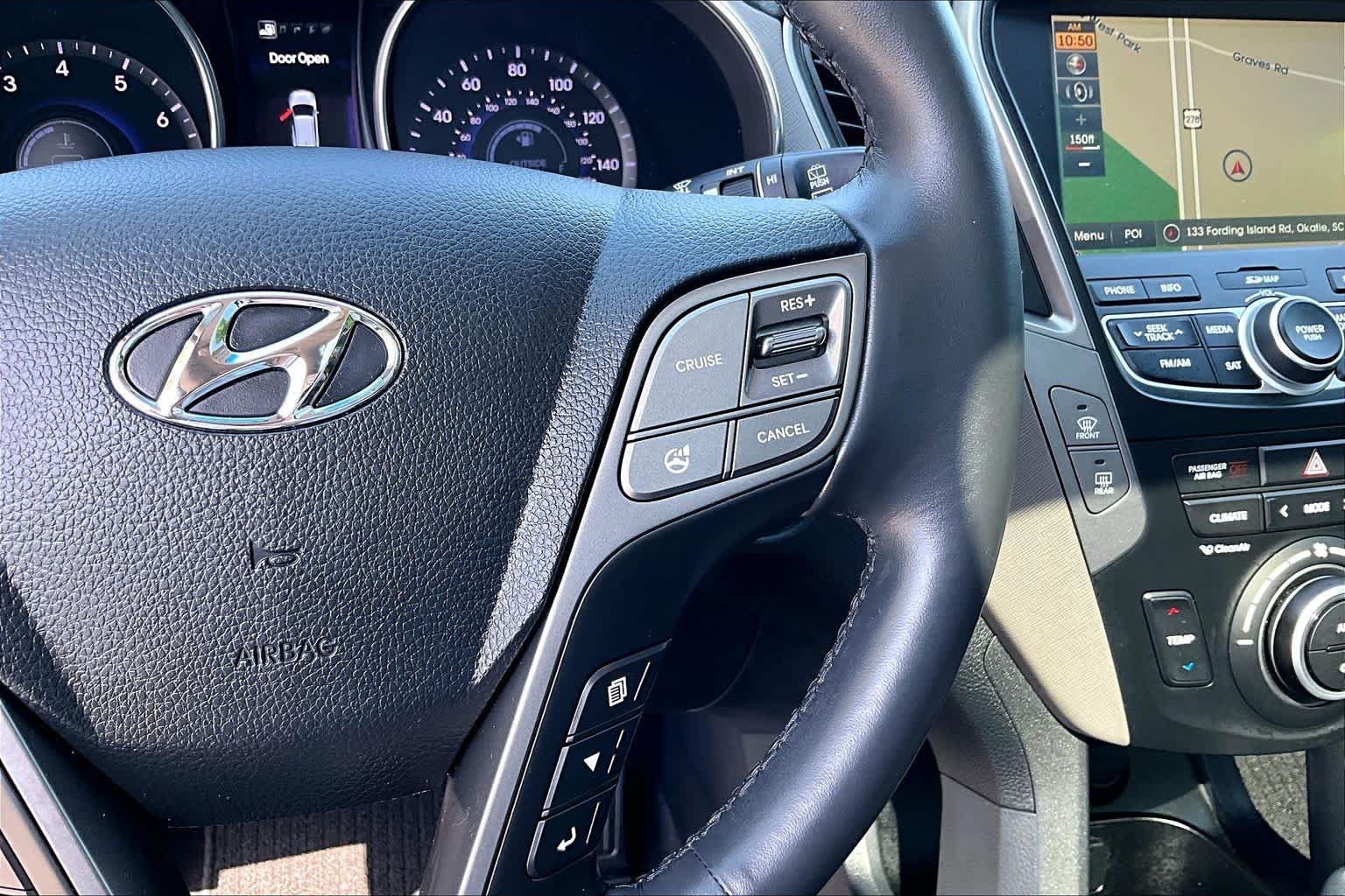 Used 2015 Mineral Gray Hyundai  image 25