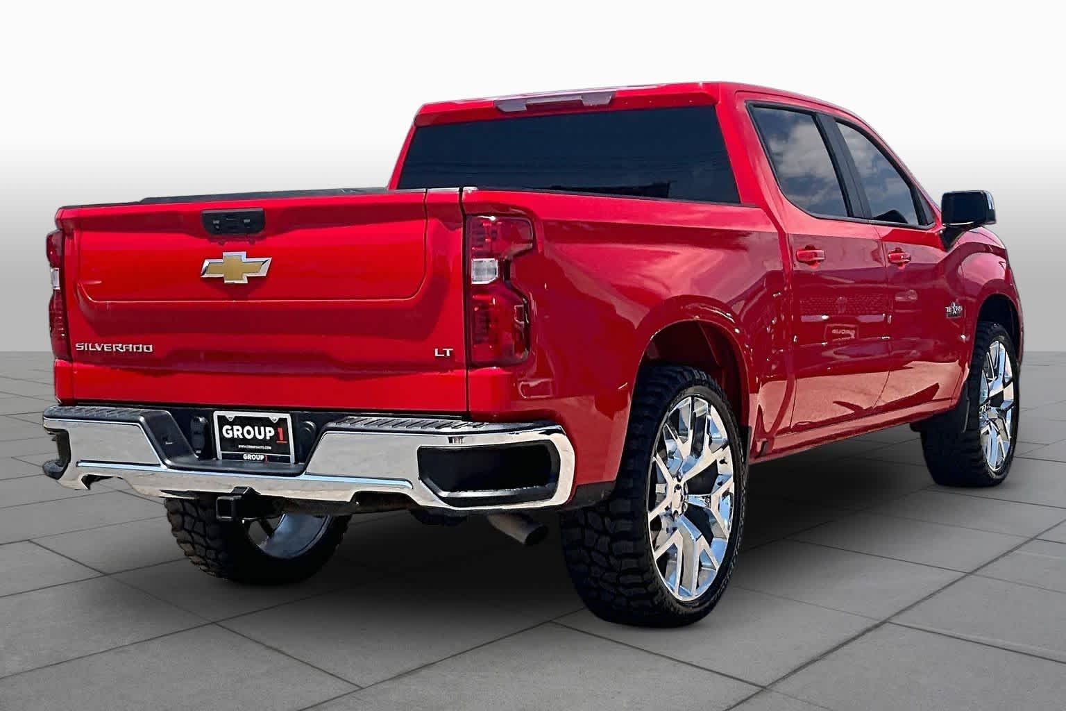 Used 2022 Red Chevrolet LT image 13