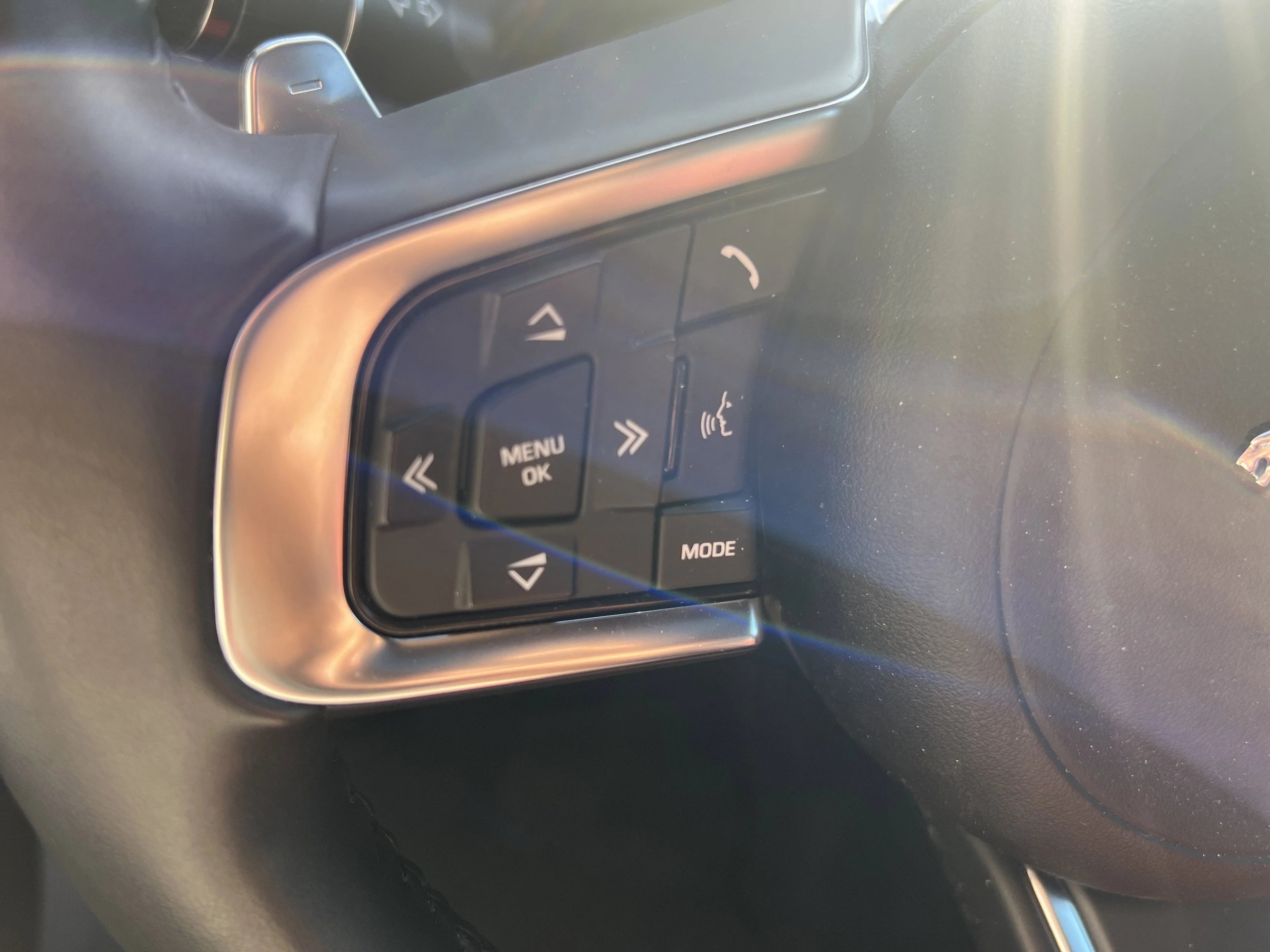 2018 Jaguar F-PACE R-Sport - Photo 12