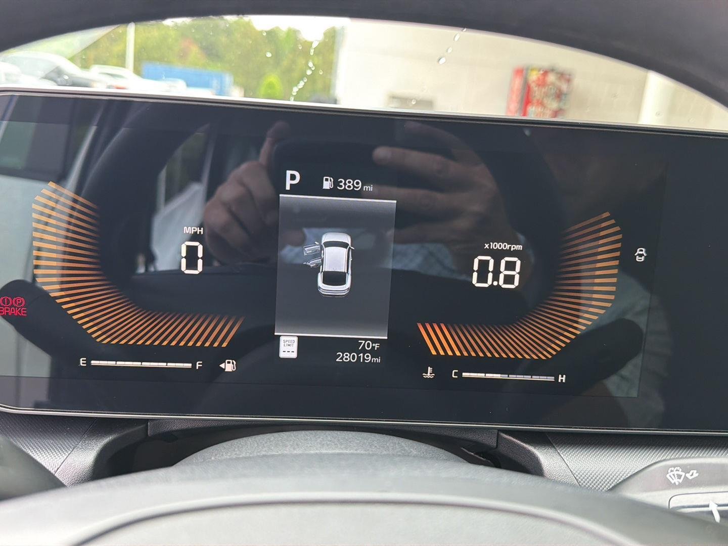 Used 2025 Snow White Pearl Kia LXS image 22