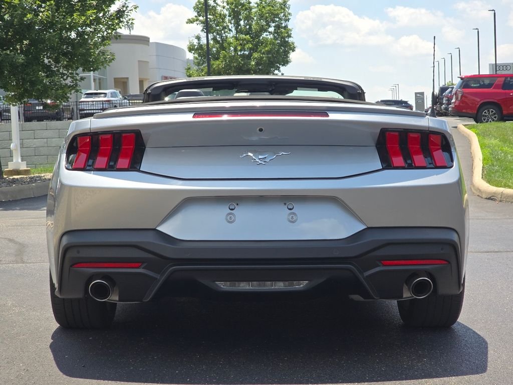 Used 2025 Silver Ford EcoBoost Premium image 22
