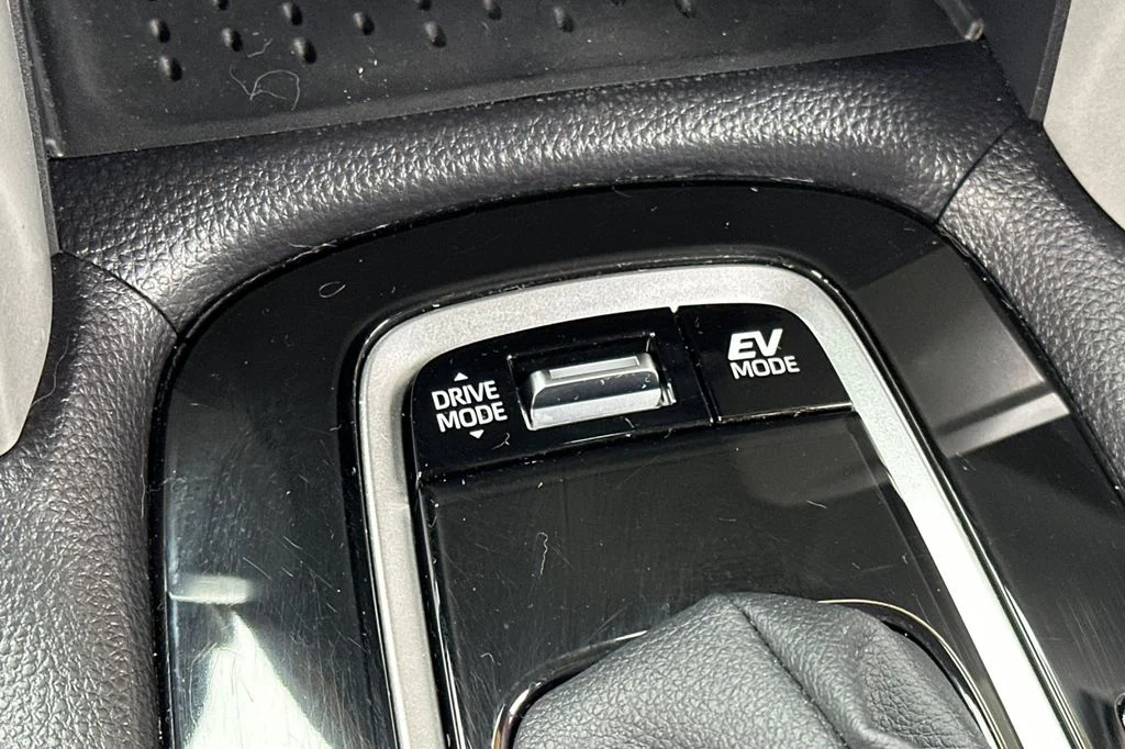 Certified Used 2025 Silver Toyota Hybrid S image 28