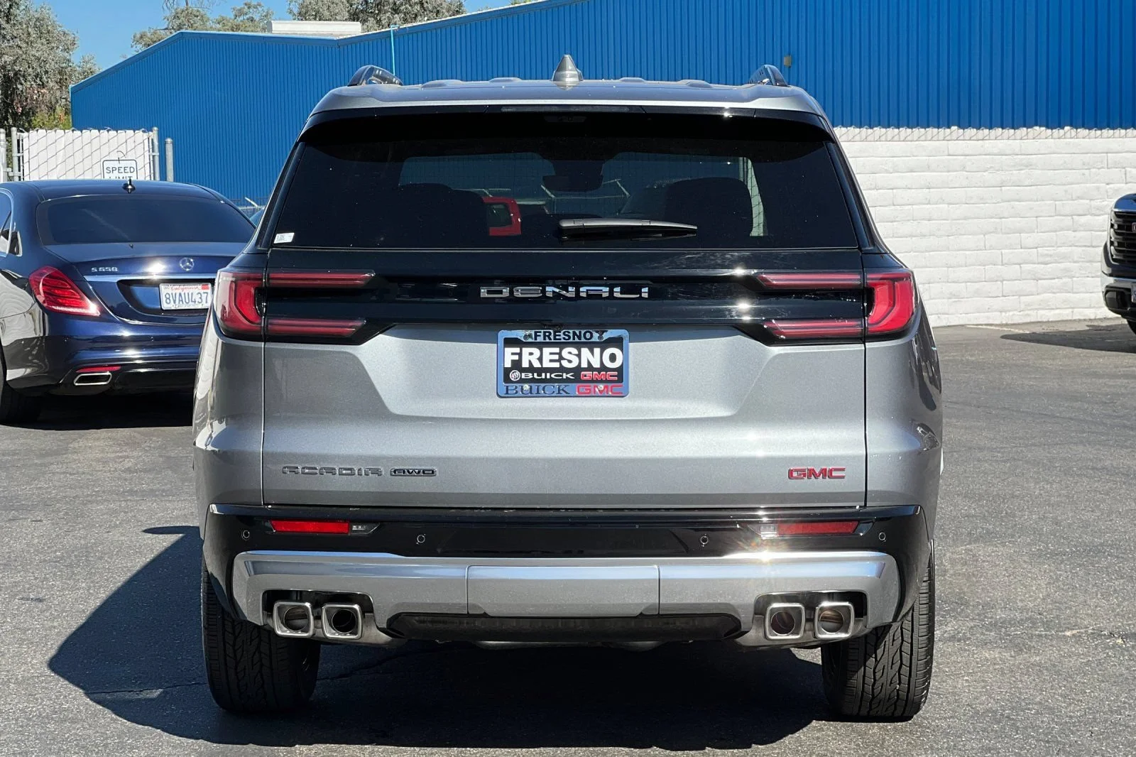 2026 GMC Acadia Denali - Photo 6