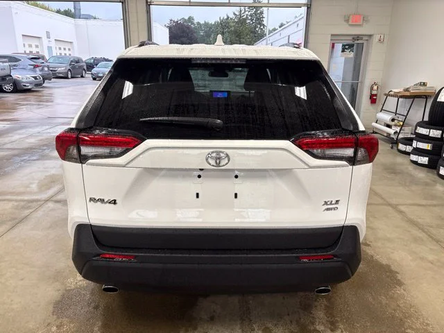 Certified Used 2025 White Toyota XLE image 4
