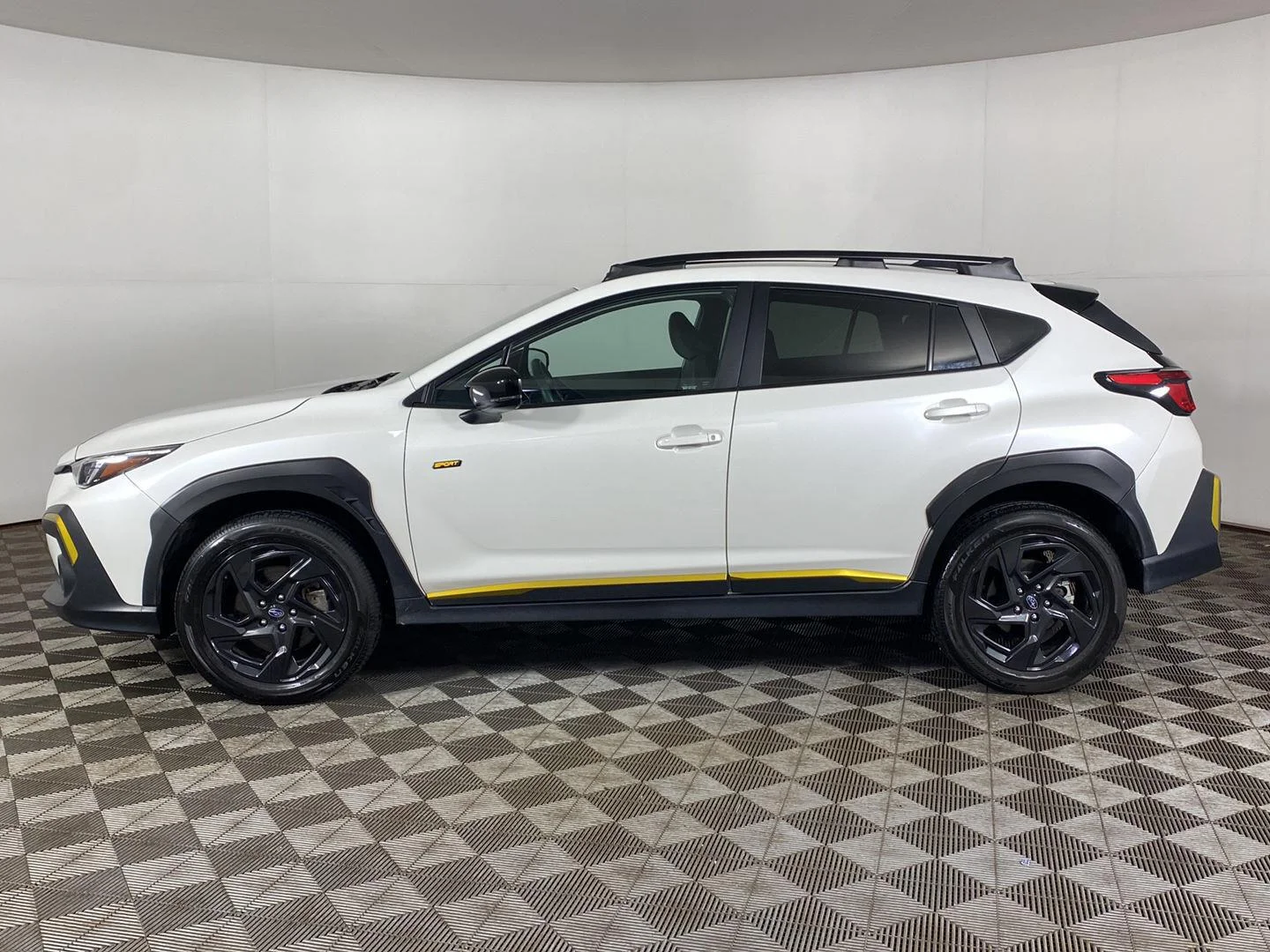 Used 2024 Crystal White Pearl Subaru Sport image 9