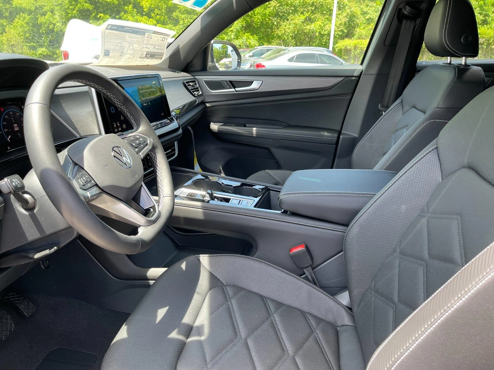 New 2026 Pure Gray Volkswagen 2.0T SE w/Technology image 15