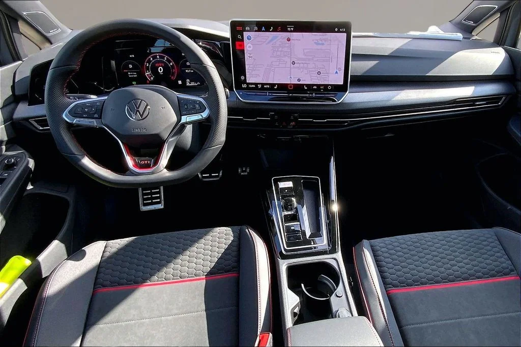 New 2026 Moonstone Gray Volkswagen SE image 5