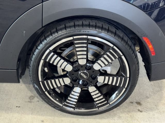 Used 2024 Black Metallic MINI Iconic image 36