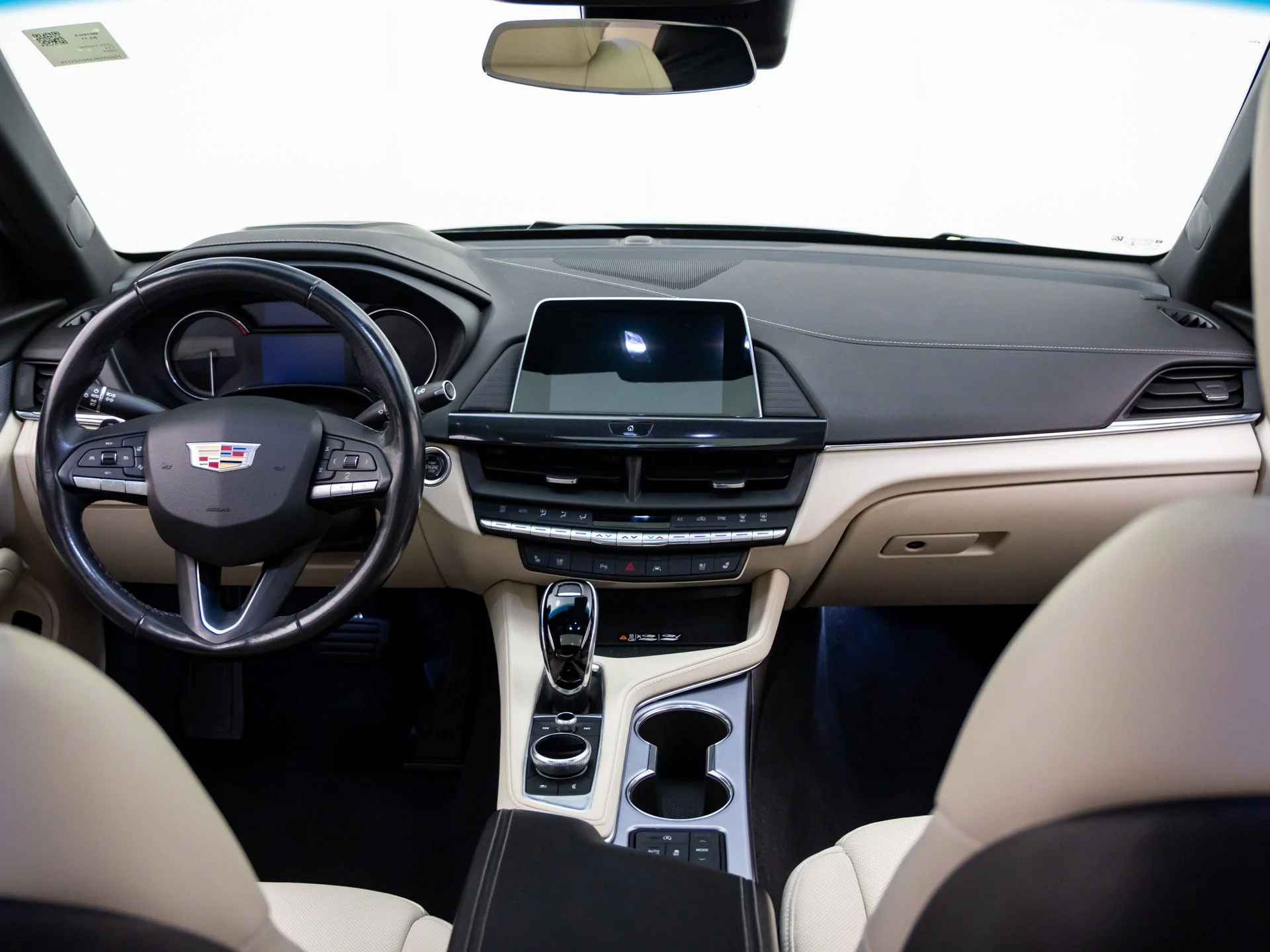 Used 2022 Gray Cadillac Premium Luxury image 9