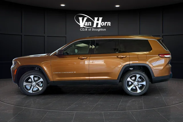 New 2026 Copper Shino Metallic Clearcoat Jeep Limited image 4