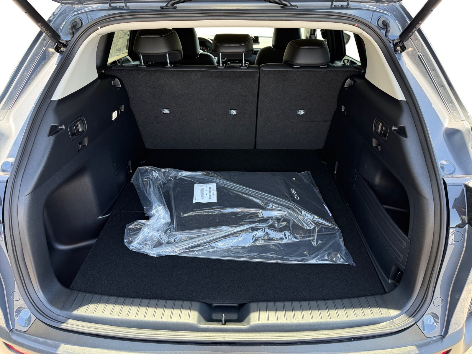 New 2026 Polymetal Gray Metallic Mazda Preferred image 17