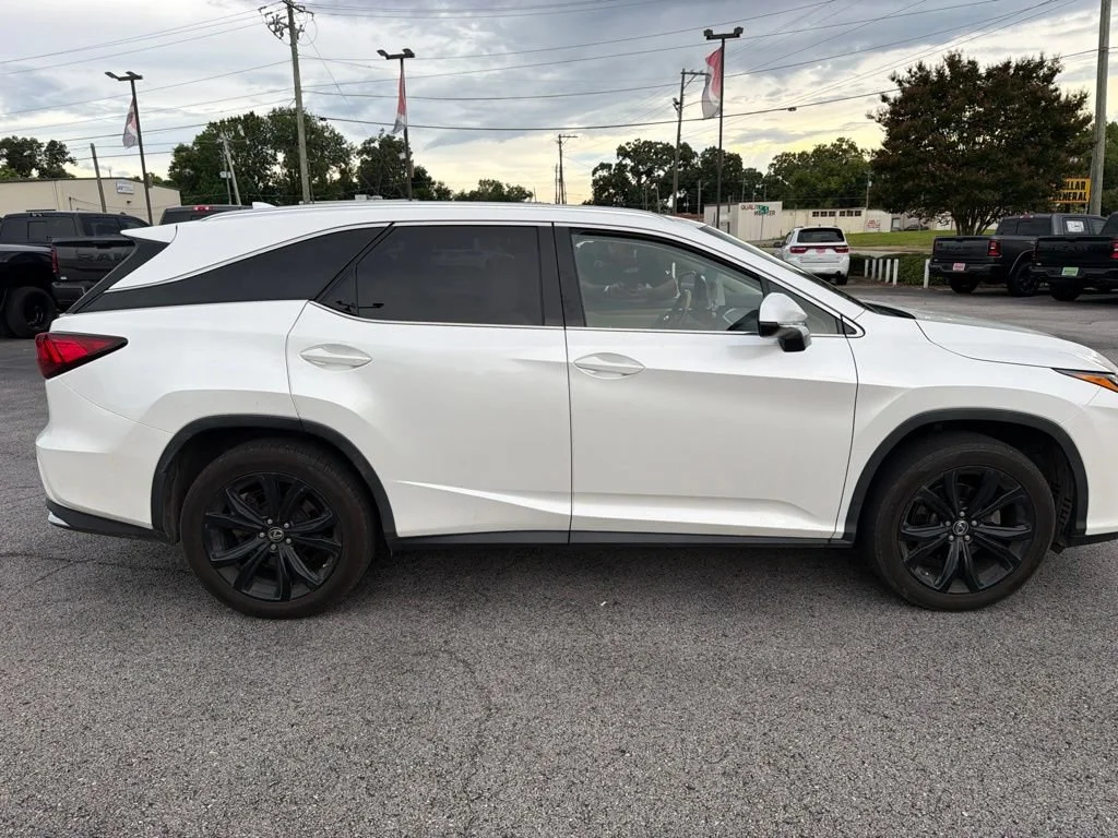Used 2018 White Pearl Lexus 350L image 4