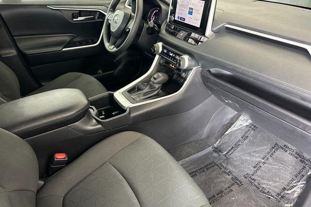 Certified Used 2024 MAGNETIC GRAY MET. Toyota  image 20