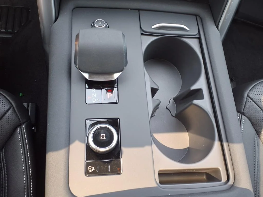 2025 Land Rover Discovery Dynamic SE - Photo 19