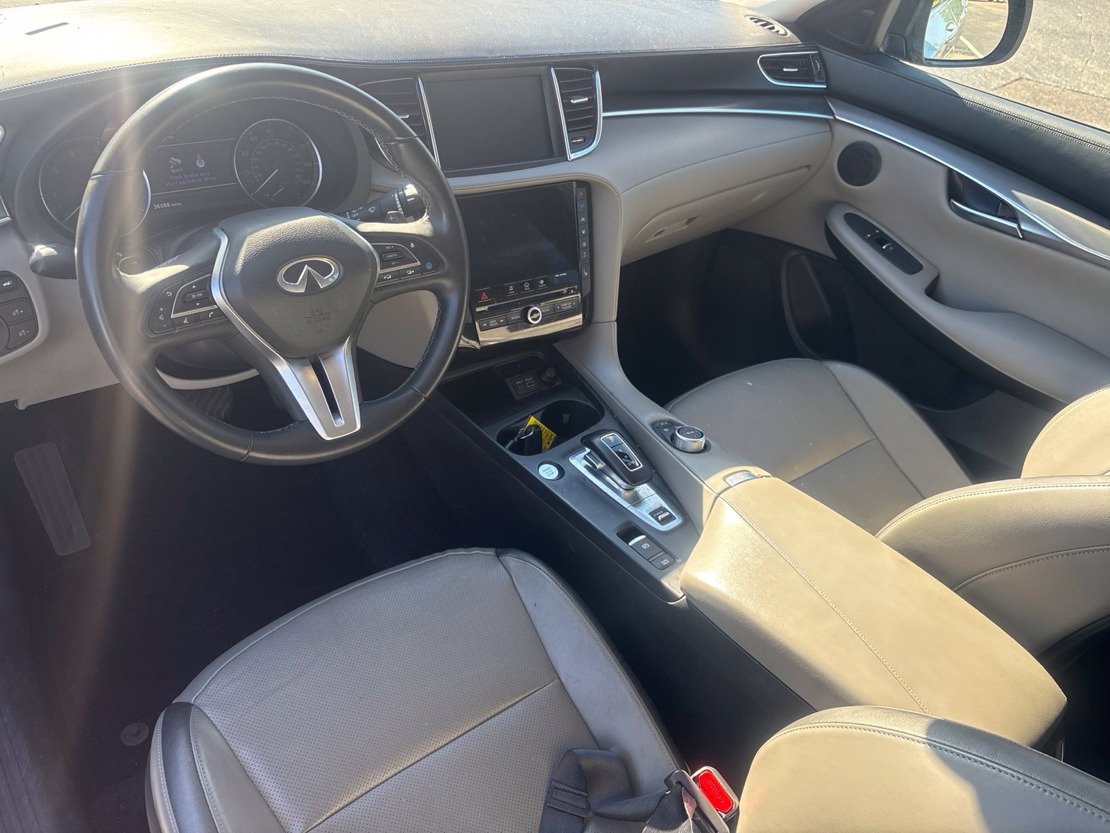 Used 2023 Slate Gray INFINITI LUXE image 5