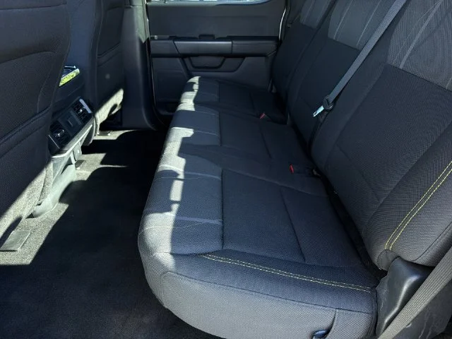 Used 2024 Silver Ford XLT image 20
