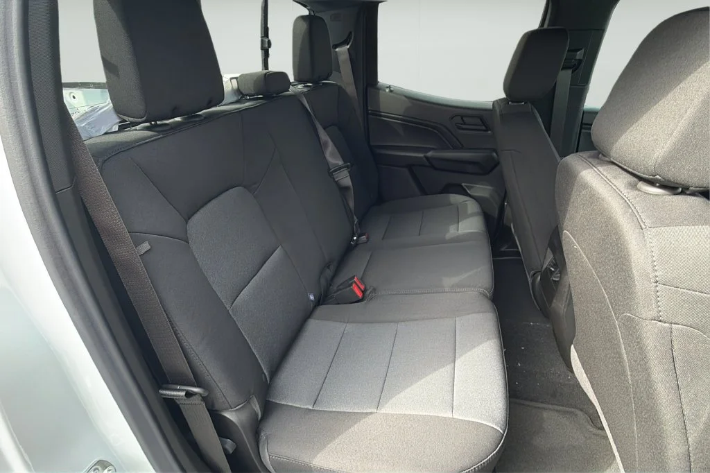 New 2026 Summit White Chevrolet Trail Boss image 13