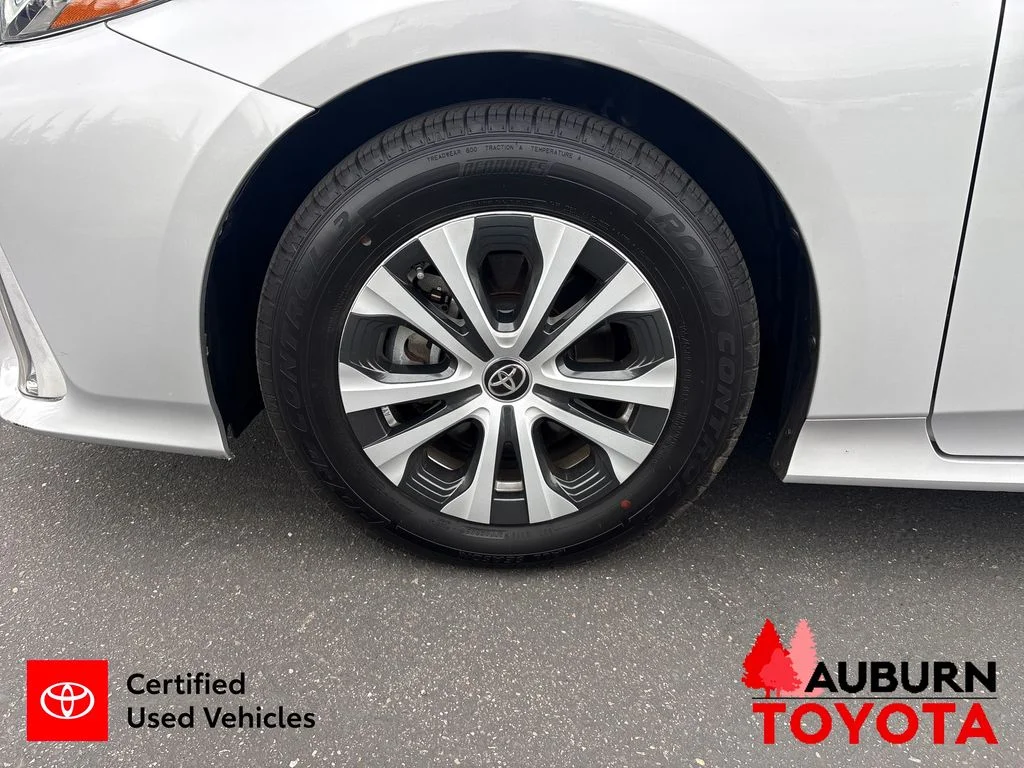 Certified Used 2020 Classic Silver Metallic Toyota LE image 10