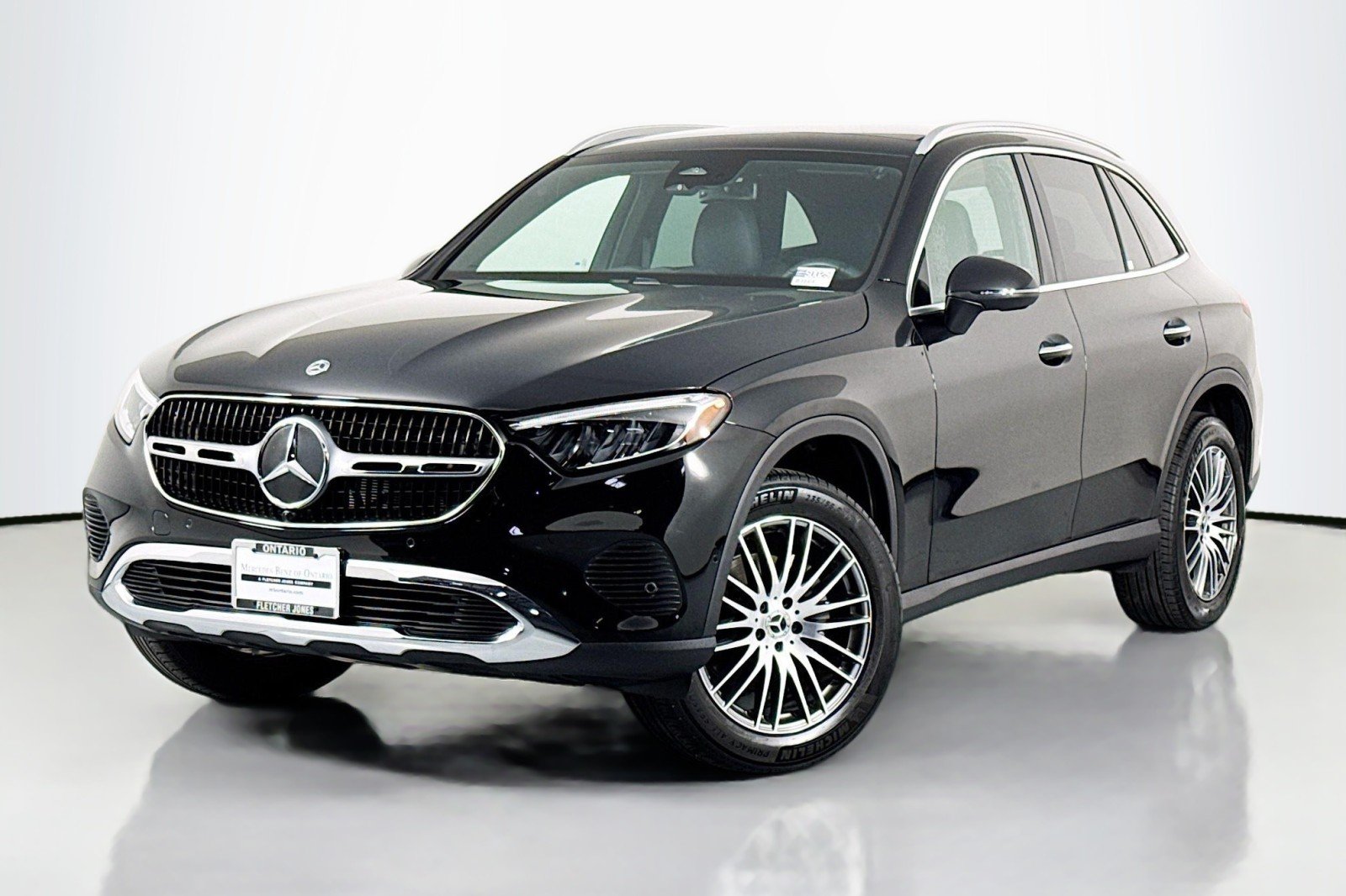 2026 Mercedes-Benz GLC GLC 300's photo