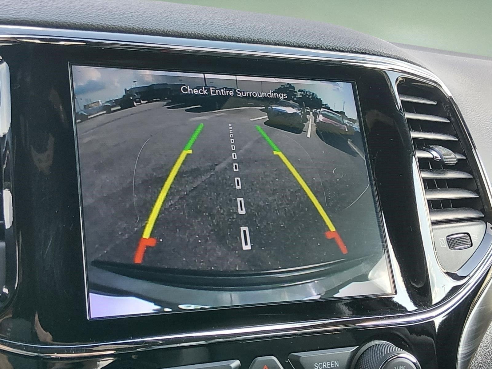 Used 2020 Sting-Gray Clearcoat Jeep Altitude image 24