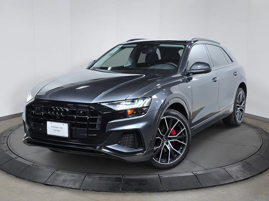 2023 Audi Q8 Premium Plus