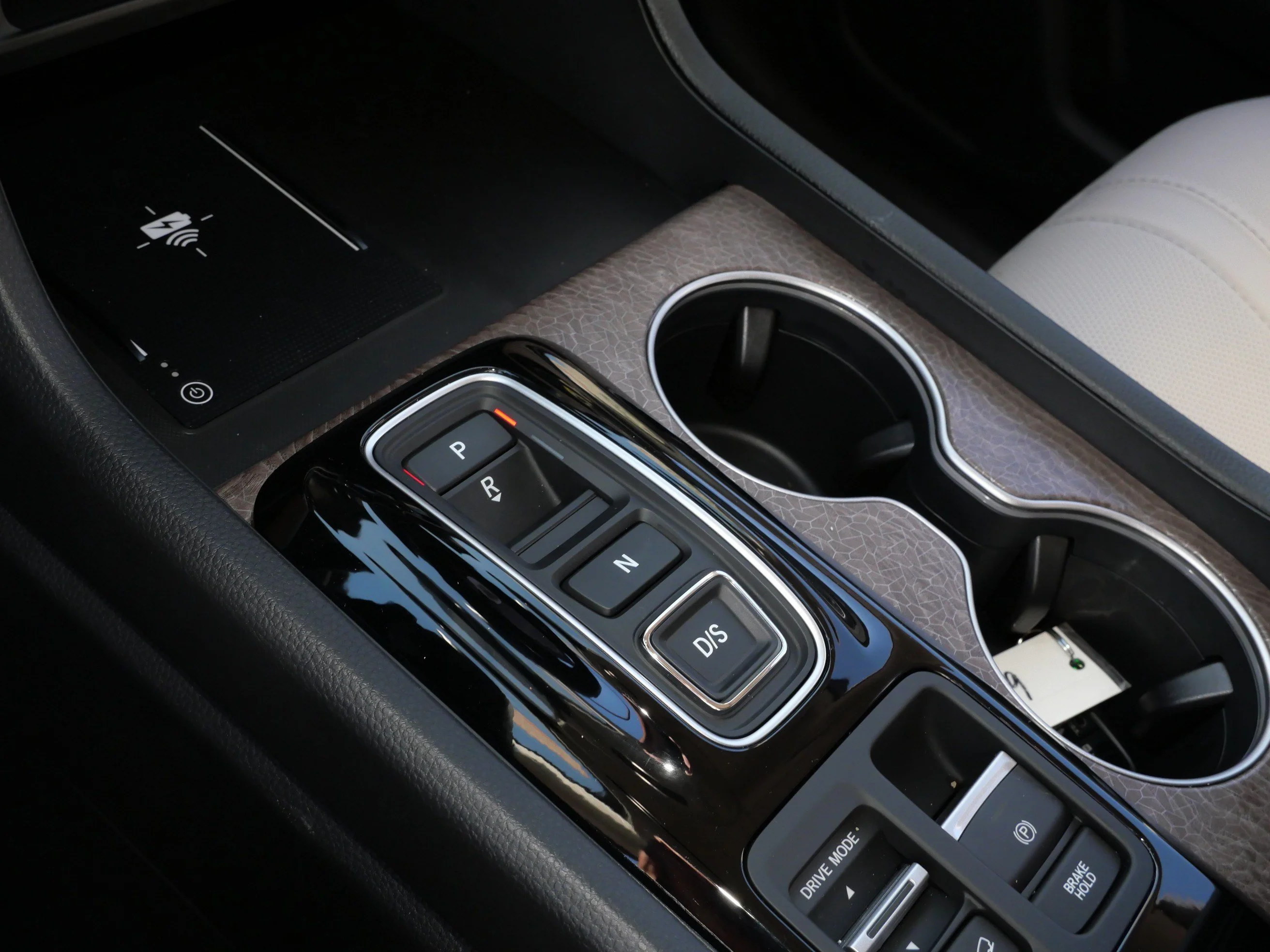 2026 Honda Pilot Elite - Photo 24