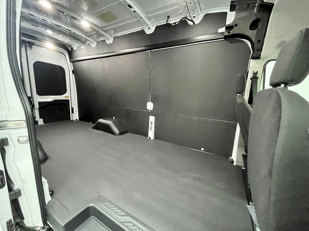 New 2026 White Ford Base image 33