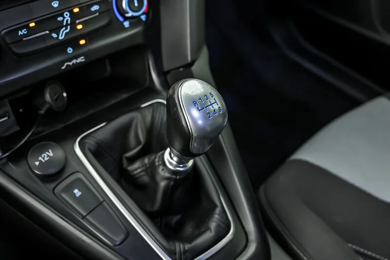Used 2018 Shadow Black Ford ST image 25