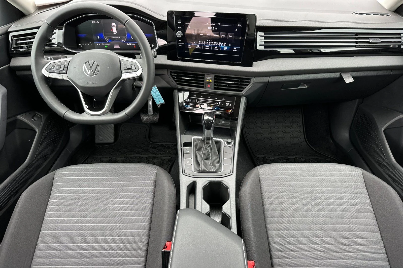 New 2026 White Volkswagen 1.5T S image 12