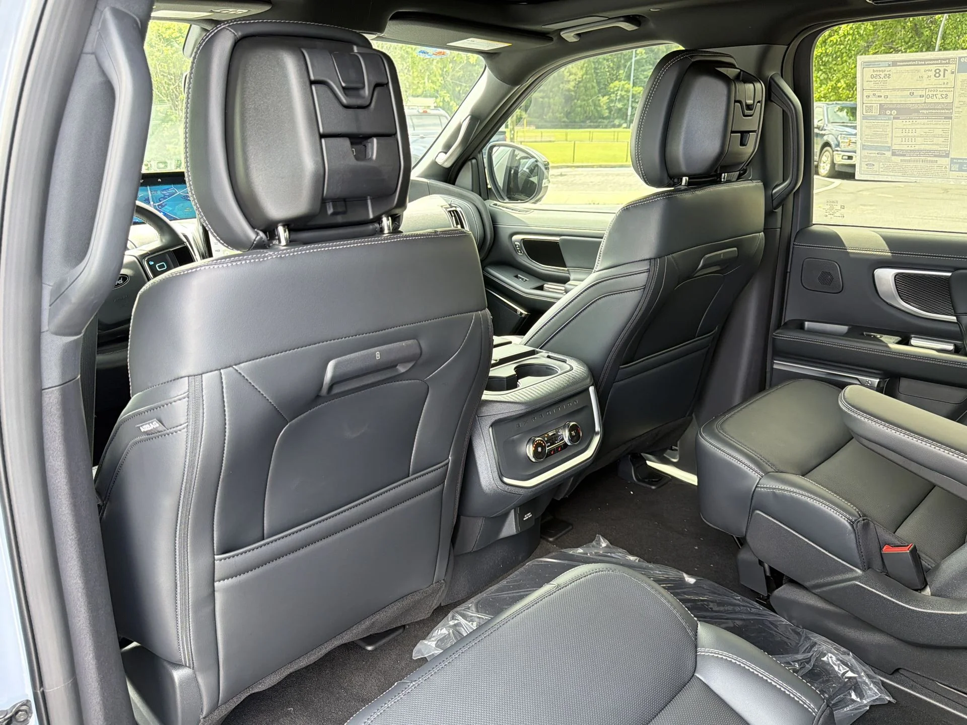 New 2026 Glacier Gray Metallic Tri-Coat Ford Platinum® image 21