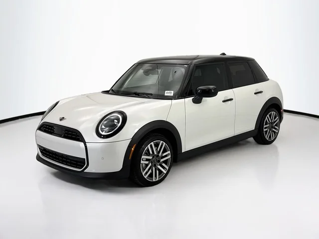 2026 MINI 4 Door Signature Plus