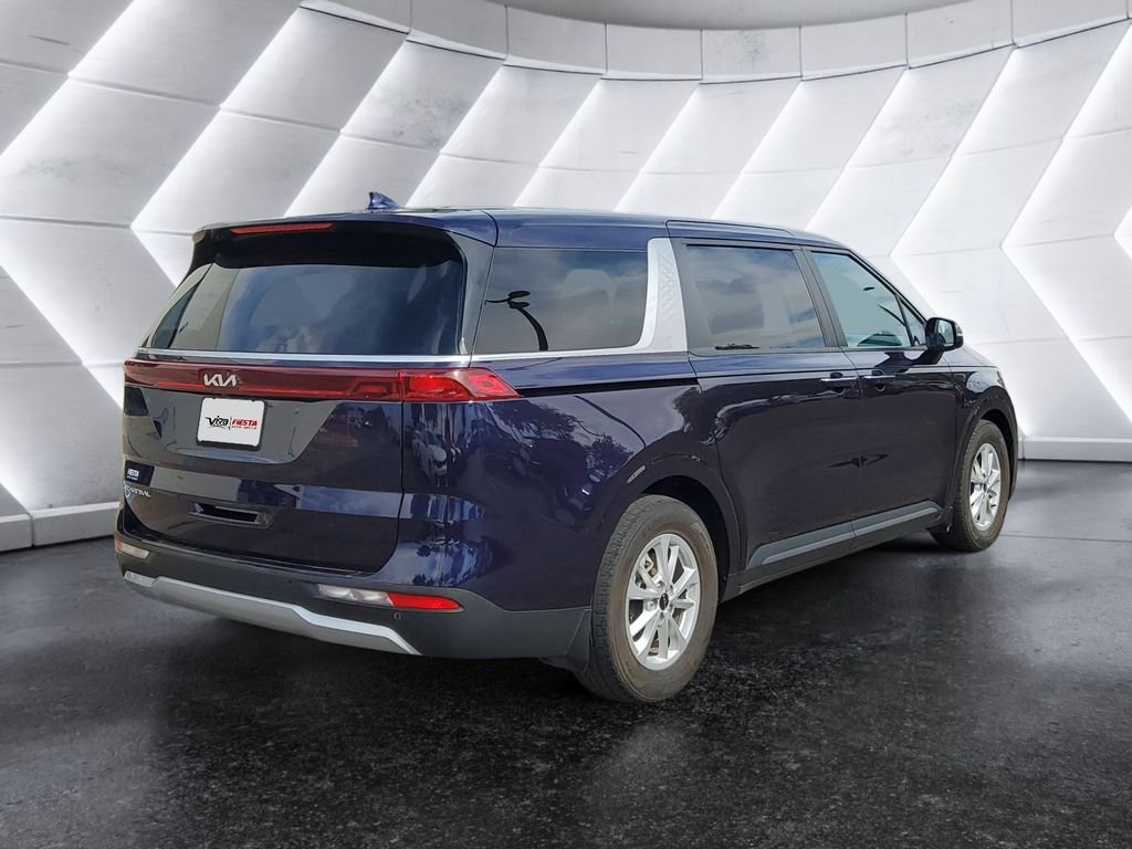 Used 2023 Blue Kia LX Seat Package image 4