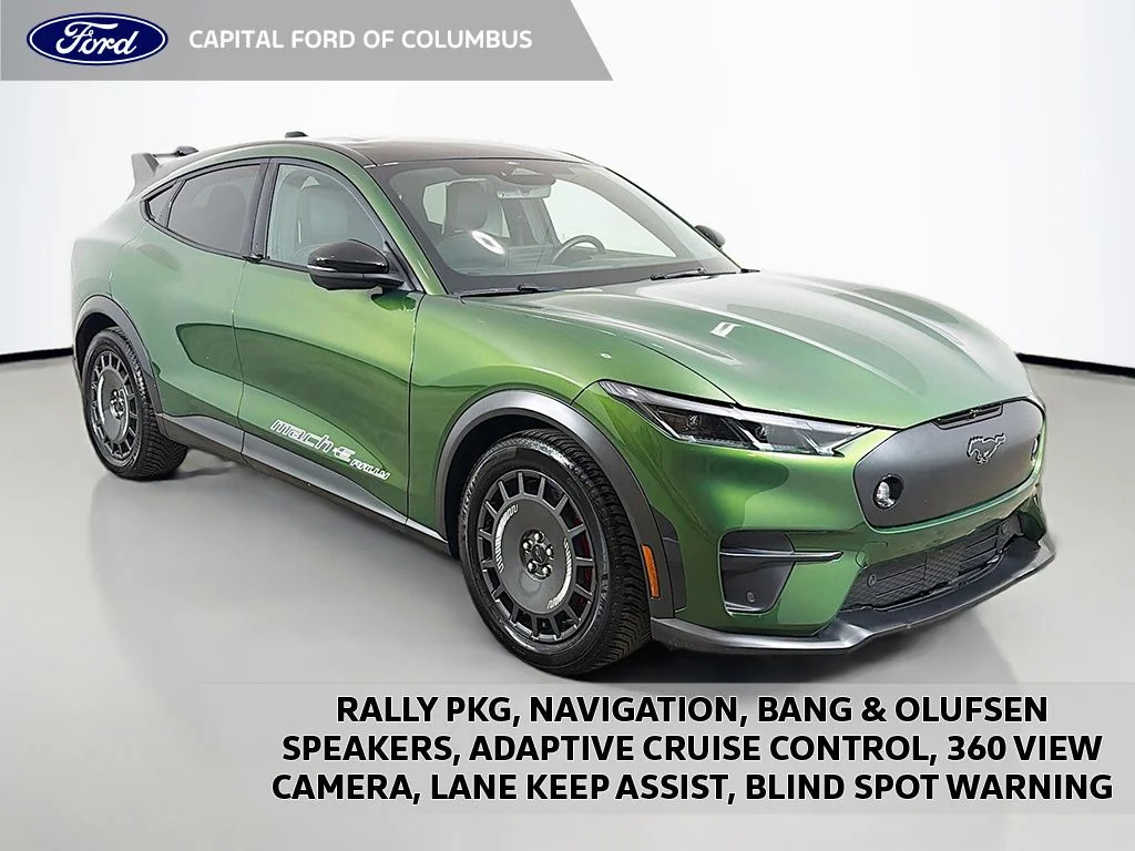 2025 Ford Mustang-Mach-e GT's photo