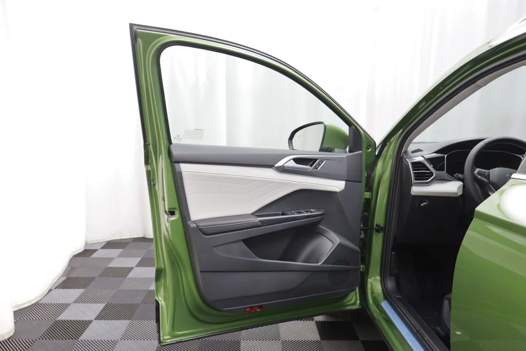 New 2026 Moss Volkswagen 1.5T SEL image 5