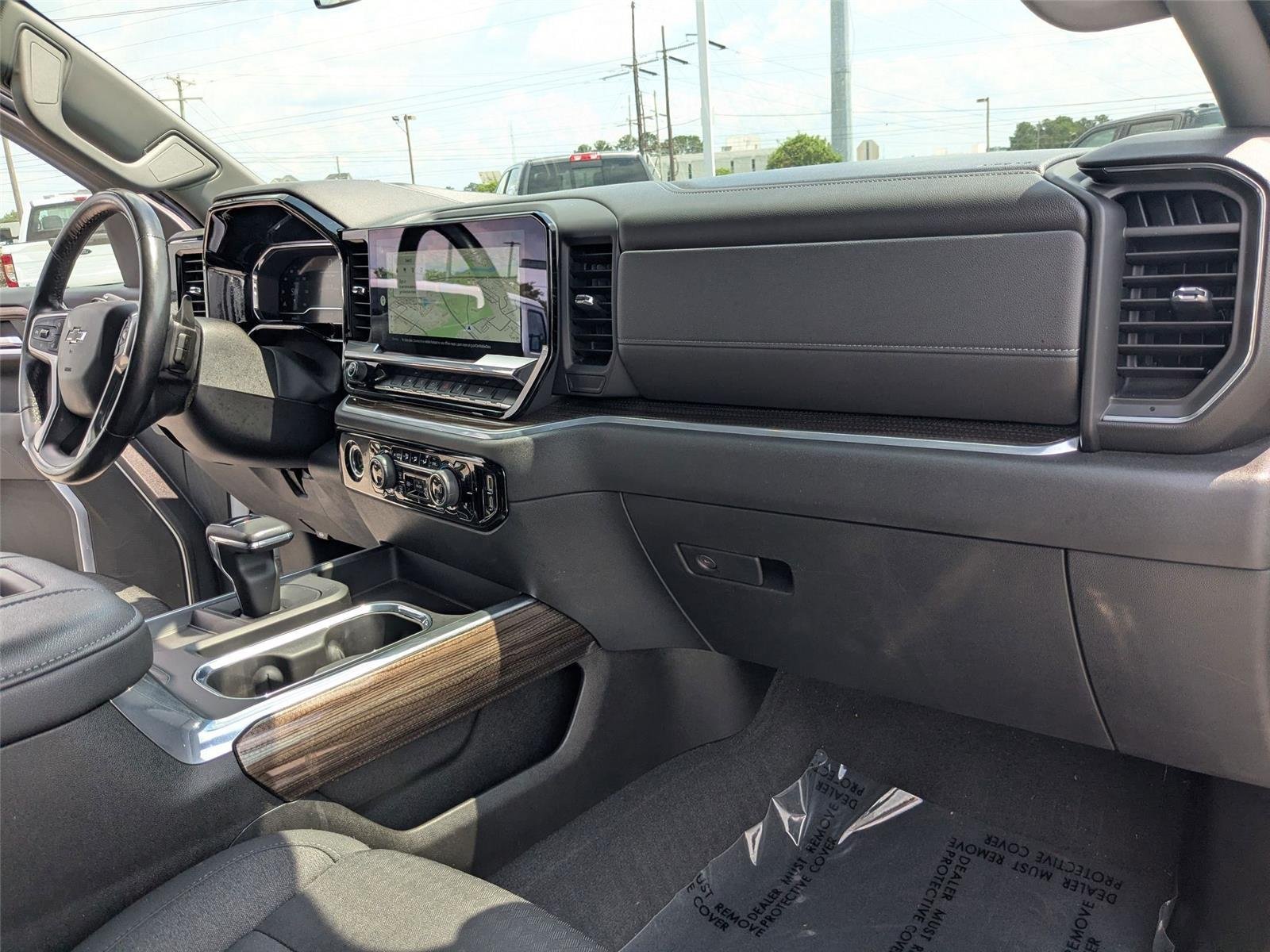 Used 2022 Summit White Chevrolet RST image 33