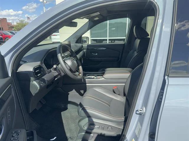 New 2026 Sonic Gray Pearl Honda TrailSport Elite Blackout image 10