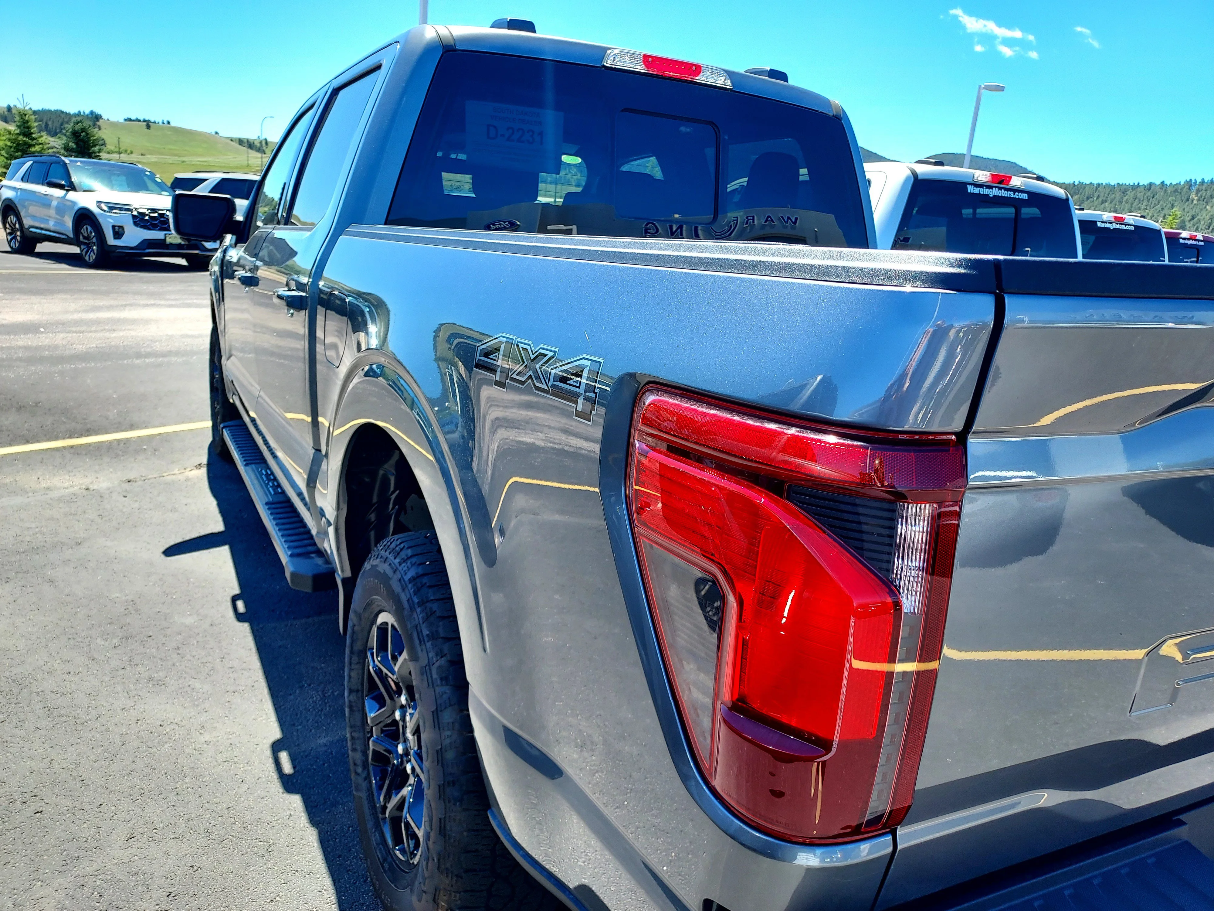 Used 2024 CARBONIZED GRAY Ford XLT image 5
