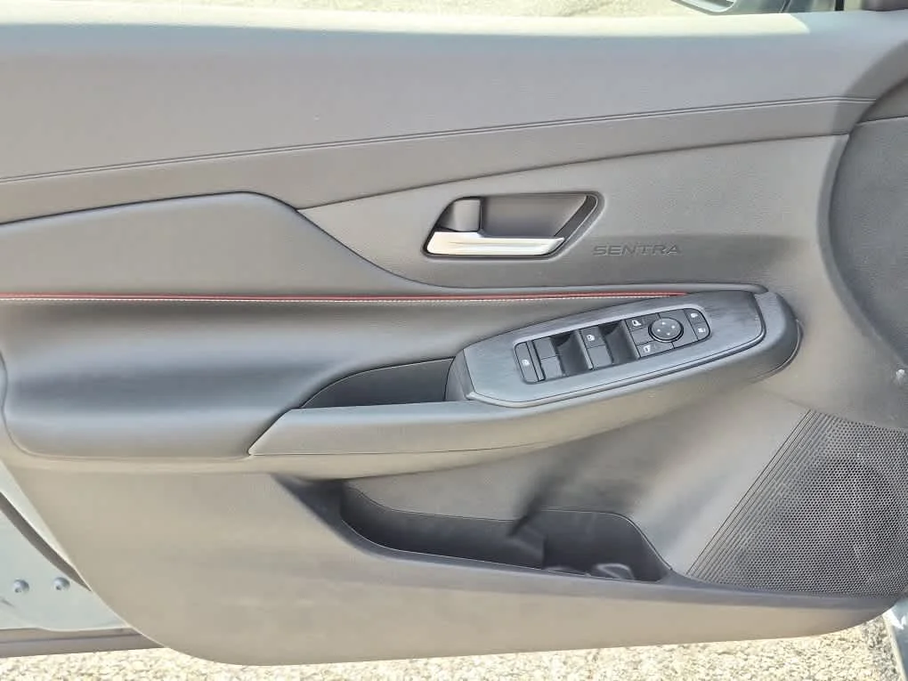New 2027 Atlantic Gray Metallic Nissan SR image 9