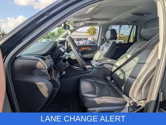 Used 2020 Black Cadillac Luxury image 9