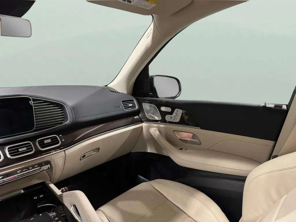 2024 Mercedes-Benz GLS Base - Photo 11