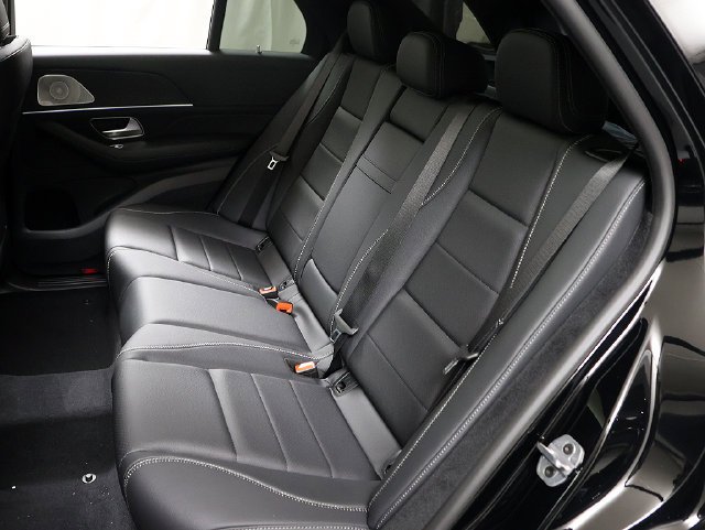 New 2027 Black Mercedes-Benz GLE 450 image 38