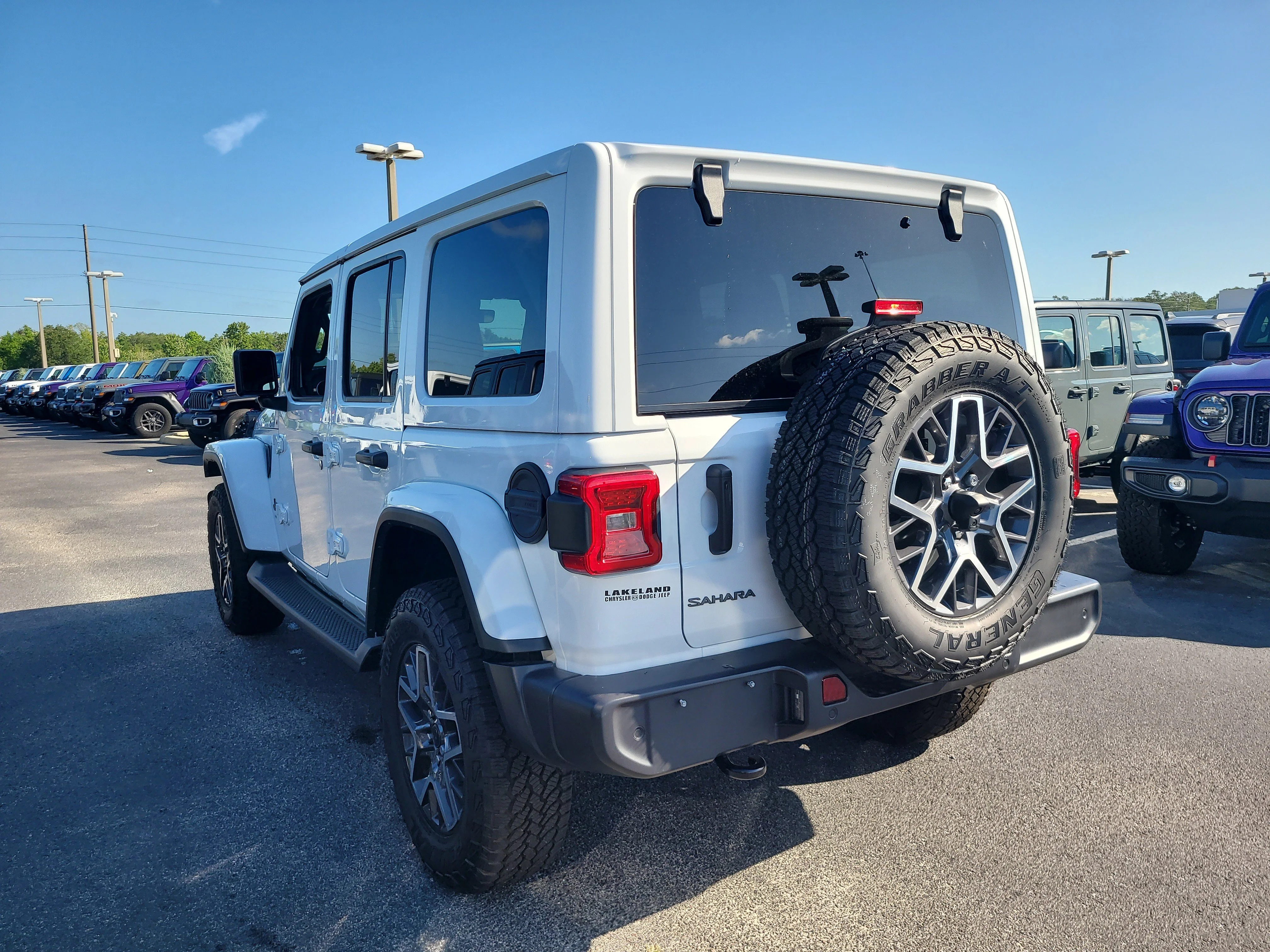 New 2026 Bright White Clearcoat Jeep Sahara image 8