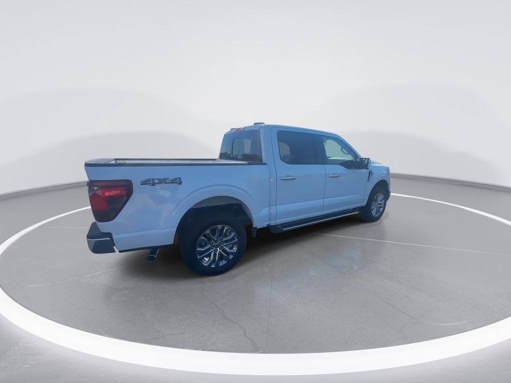 New 2026 Oxford White Ford XLT image 9