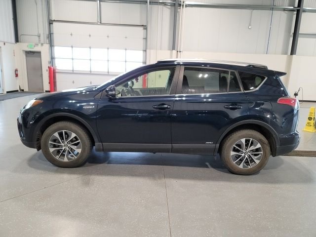 Used 2018 Aqua Toyota XLE image 4