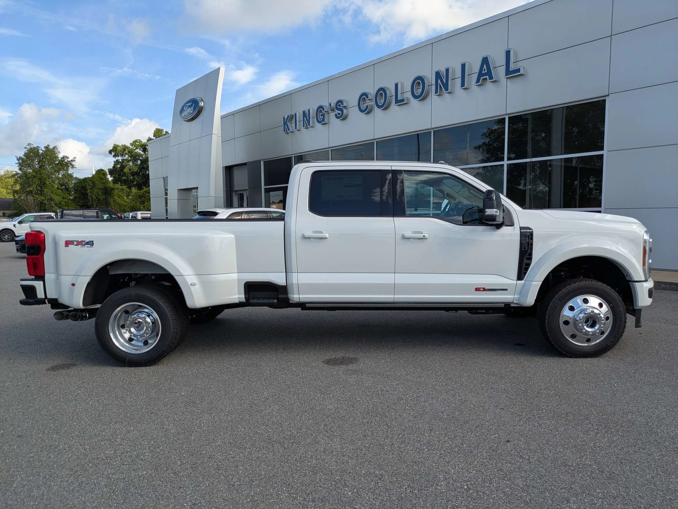 New 2026 Star White Metallic Tri-Coat Ford F-450® Platinum® image 3