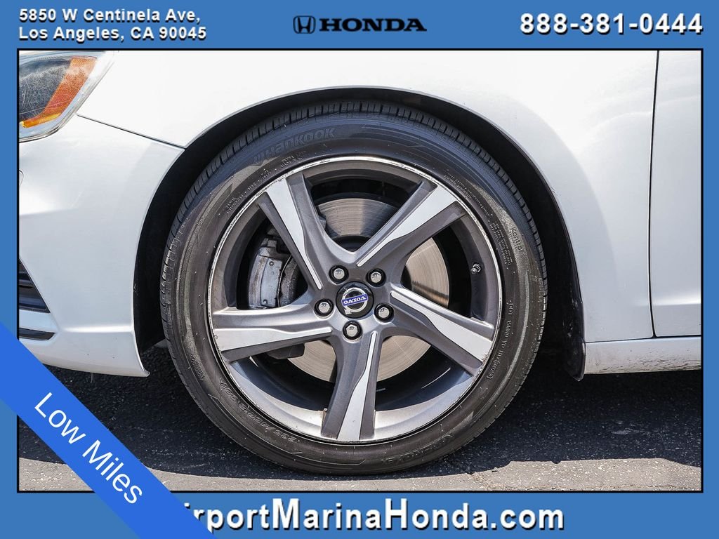 Used 2015 Crystal White Pearl Volvo T6 R-Design image 14