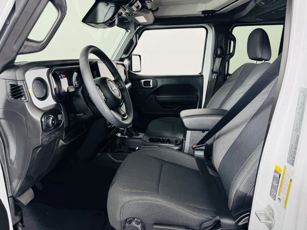 Used 2026 White Jeep Sport S image 5