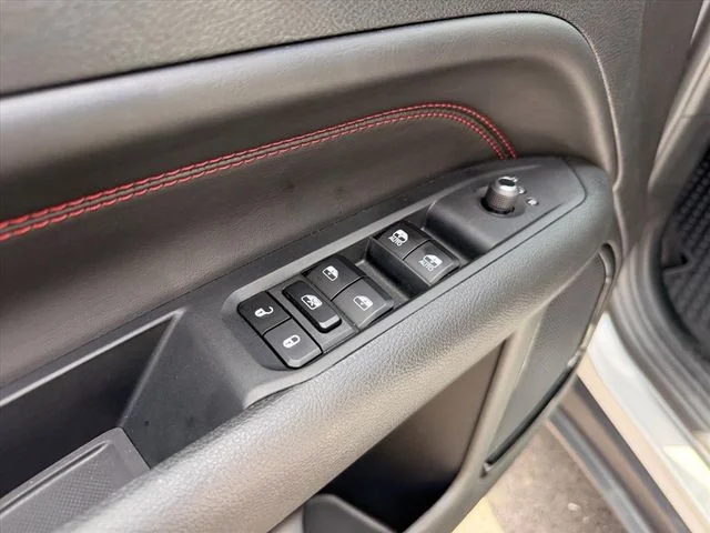 Used 2026 Silver Jeep Trailhawk image 12