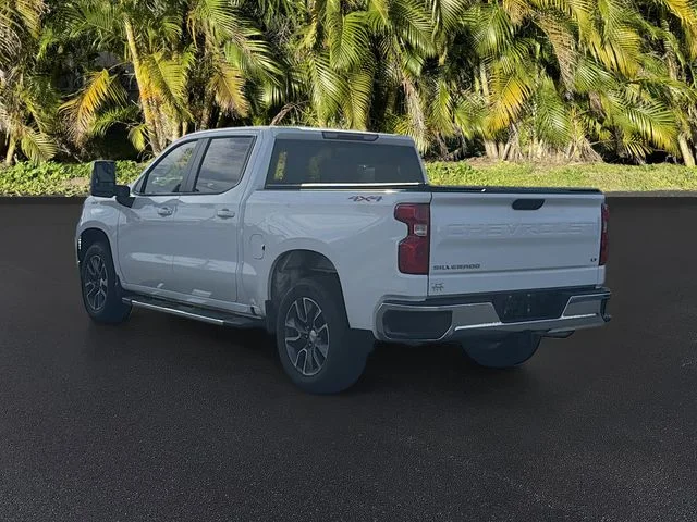 Used 2023 White Chevrolet LT image 7